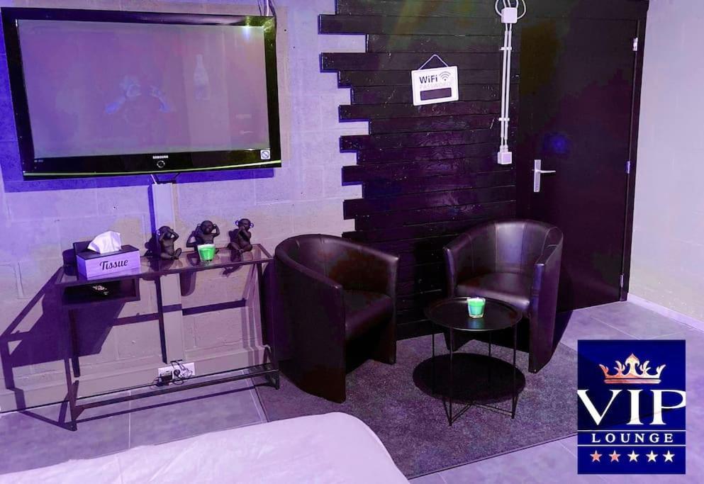 Vip Lounge Appartement Avec Jacuzzi Et Jardin Andenne Экстерьер фото